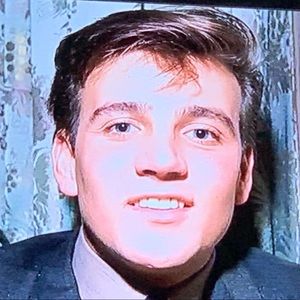 Meet your Posher, Edmundo